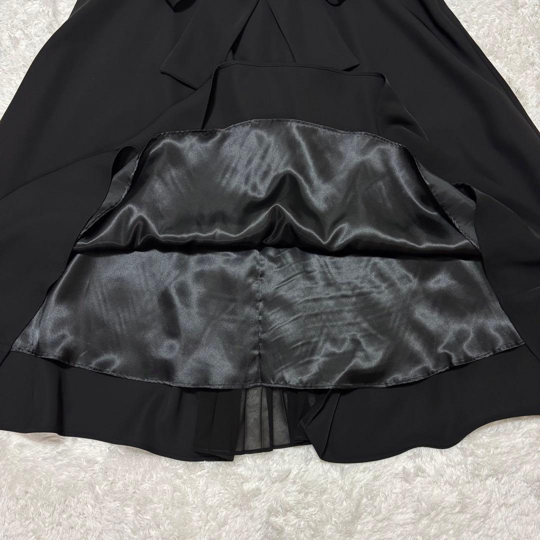 ストロベリームーン　LA COUPE リボン プリーツ 光沢 ブラック