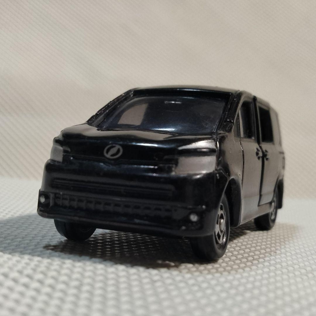 ★商談中★　5563 トミカ 2007年 トヨタヴォクシー 塗装修復等ルース品