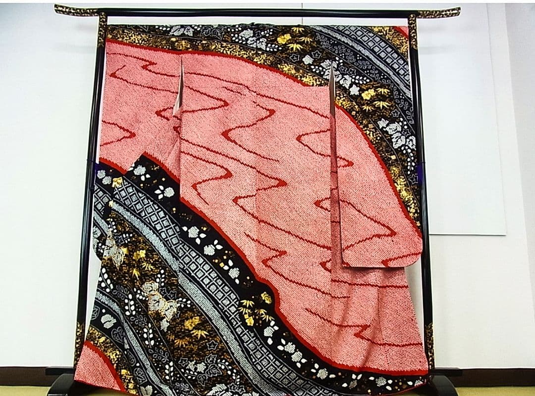 極上品♥憧れの総絞り本鹿子♥最終価格！♦振袖単品販売♥金駒♥鉄板人気の紅白黒