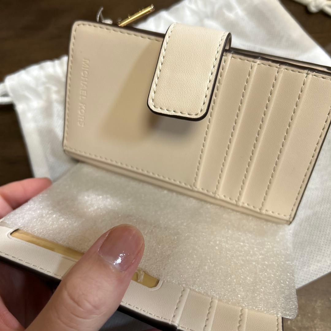 MICHAEL KORS 二つ折り財布 ホワイト系 新品未使用 値下げ！！