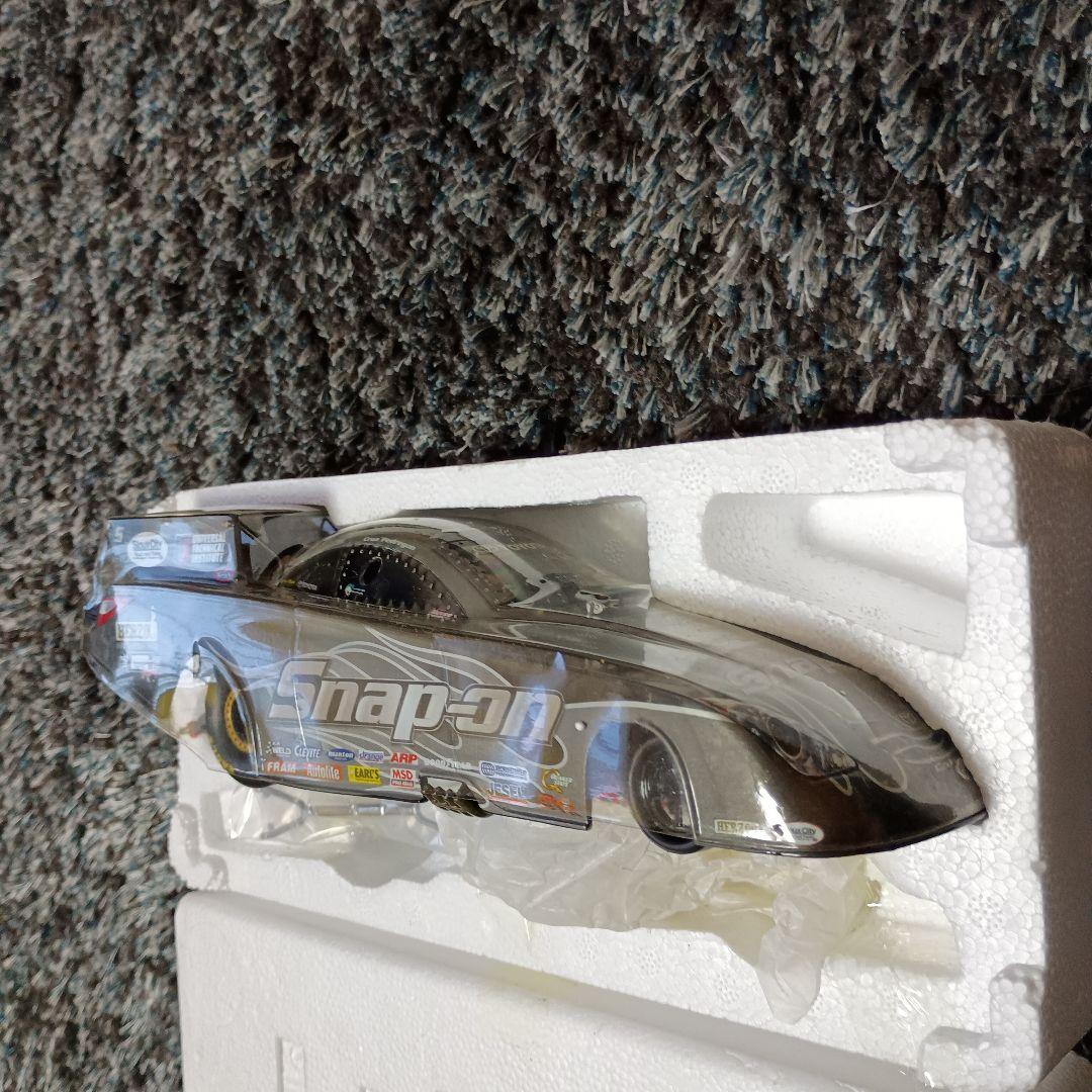 スナップオン　Snap-on ドラッグカー 1/24スケール　オートワールド