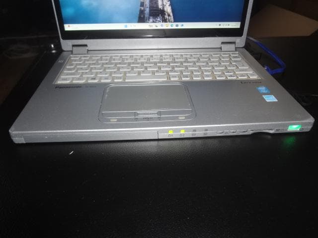 Windows 11 Pro (24H2) ノートPC CF-MX3