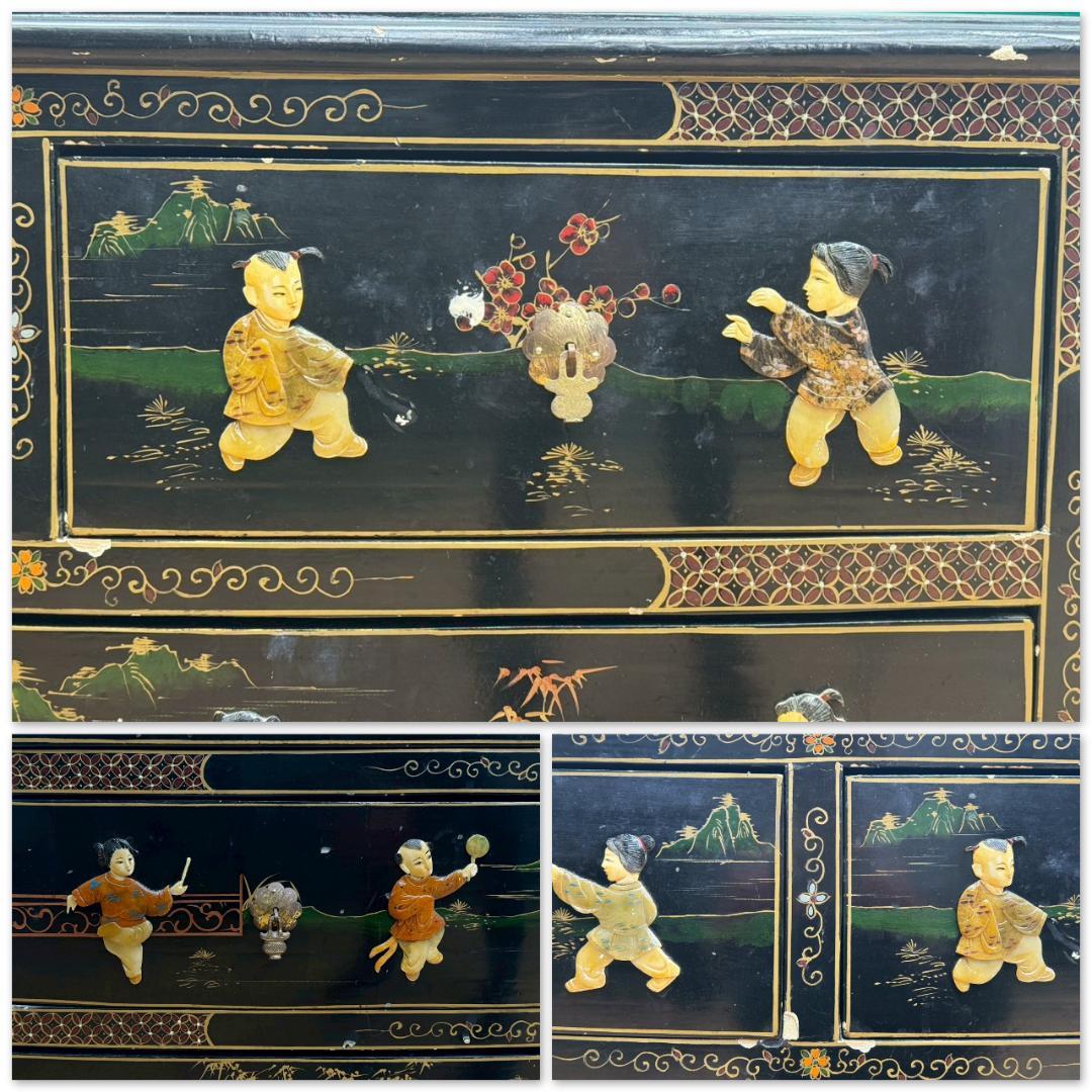 T1533☆中国家具　アンティーク　チェスト　シノワズリ　玉石細工　黒漆　箪笥