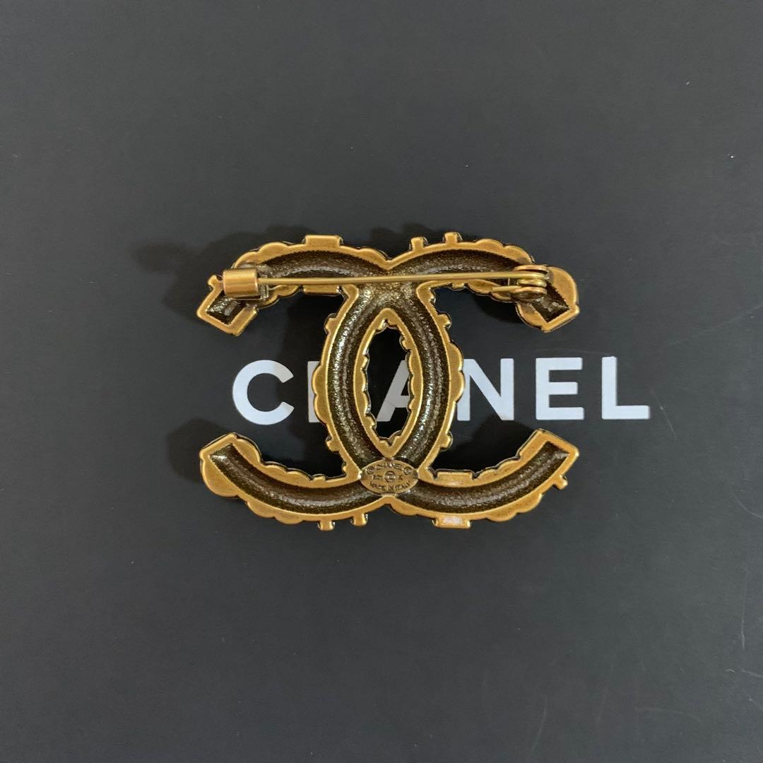 【美品】CHANEL ブローチ