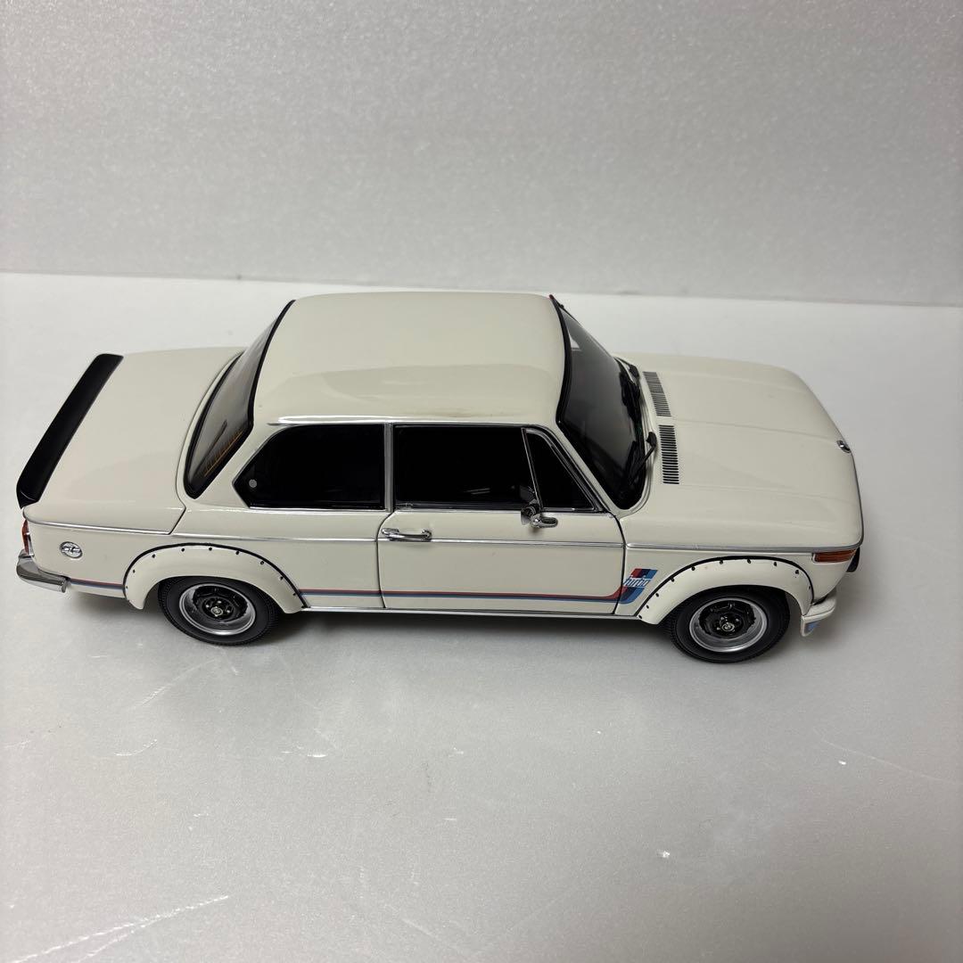 ミニカー BMW 2002 TURBO (KYOSHO)