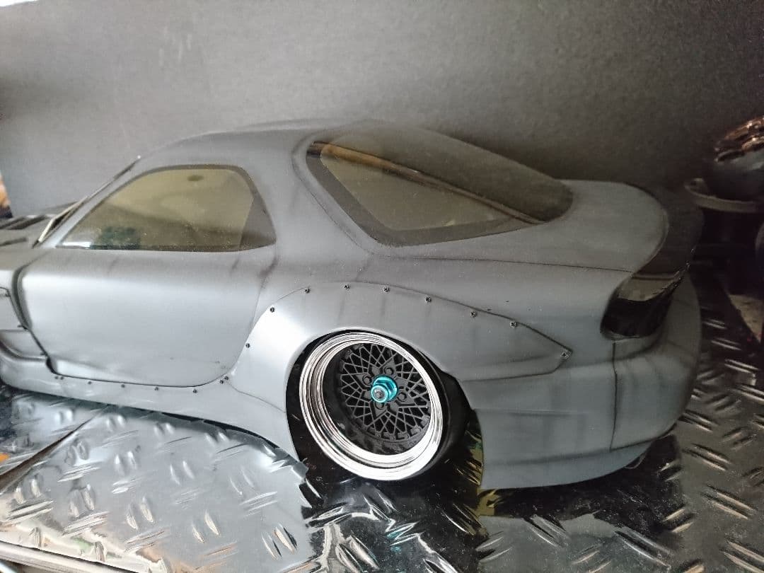 雨宮FD3S オーバーフェンダー仕様 コムサグレー/艶消しクリア塗装 1/10