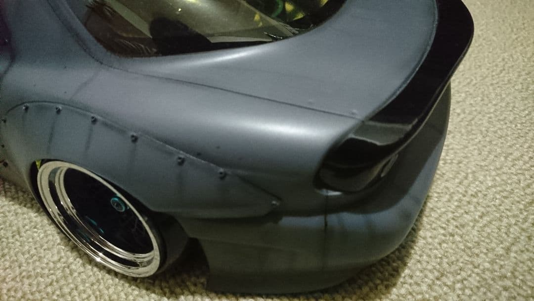 雨宮FD3S オーバーフェンダー仕様 コムサグレー/艶消しクリア塗装 1/10