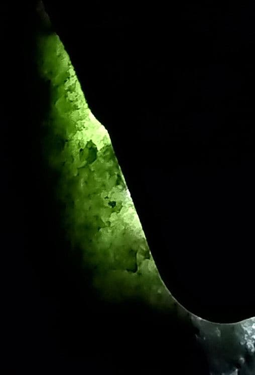 ★翡翠原石★稀少！下仁田硬玉翡翠【転石・カチ割り19.9kg】