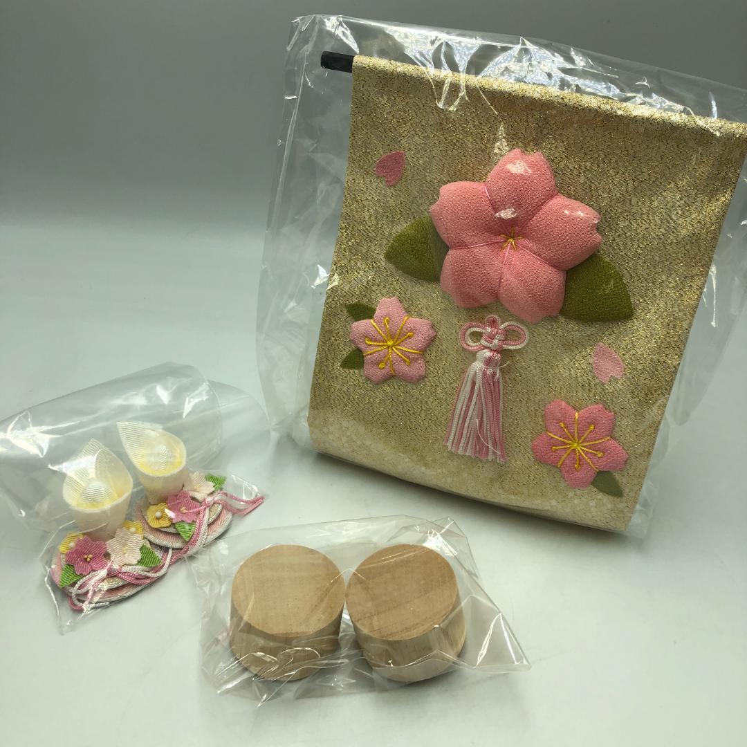 リュウコドウ (龍虎堂) ぽてりひな５人 木製台飾りセット/Y23661-I1