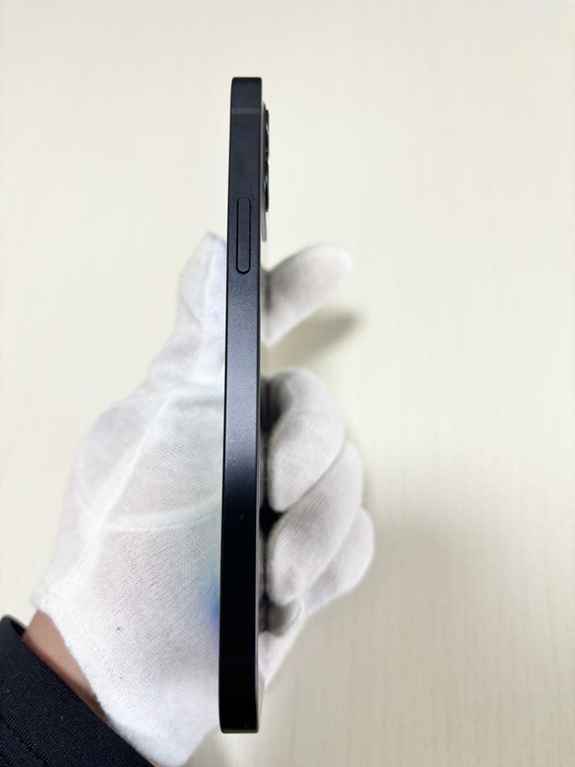 津*田様 Apple IPhone 12 Black 64GB SIMフリー 外