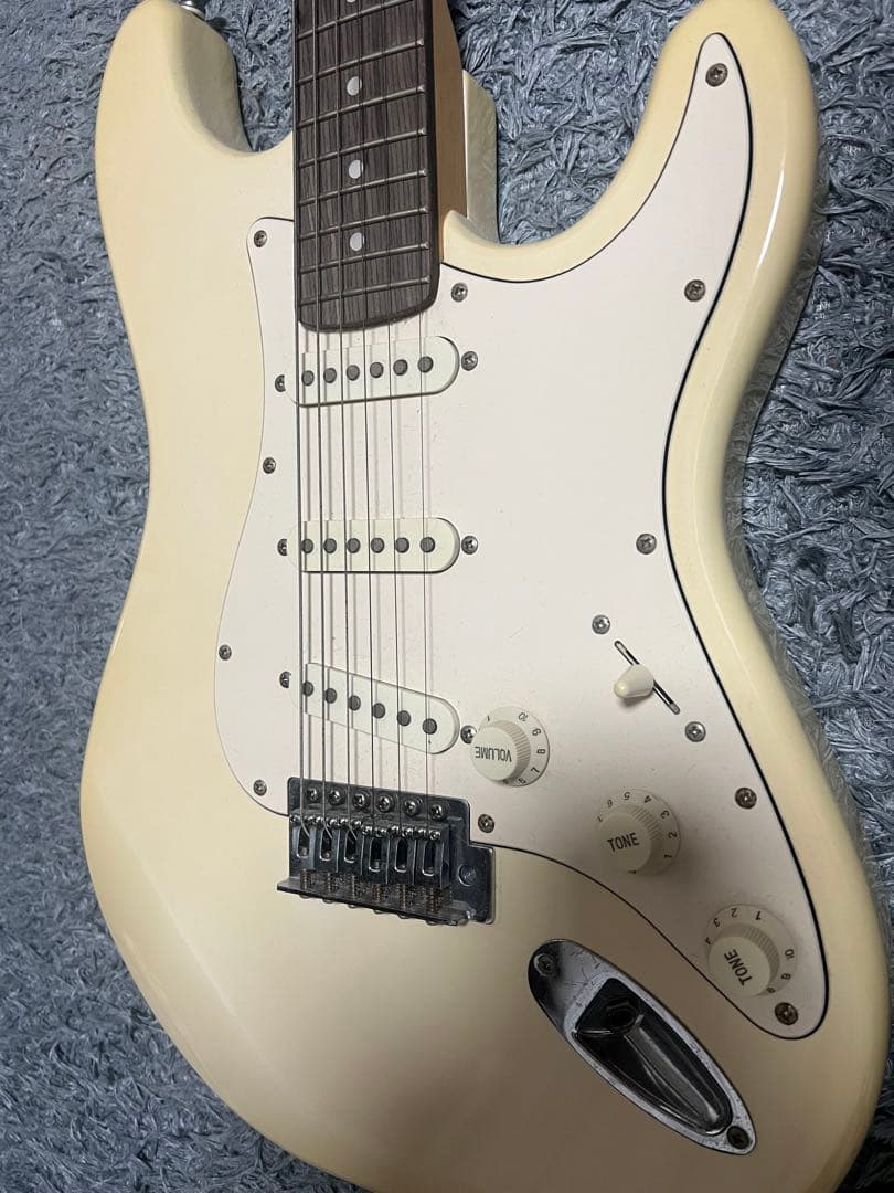 【SELDER】  エレキギター ストラトキャスタータイプ  【ケース付】