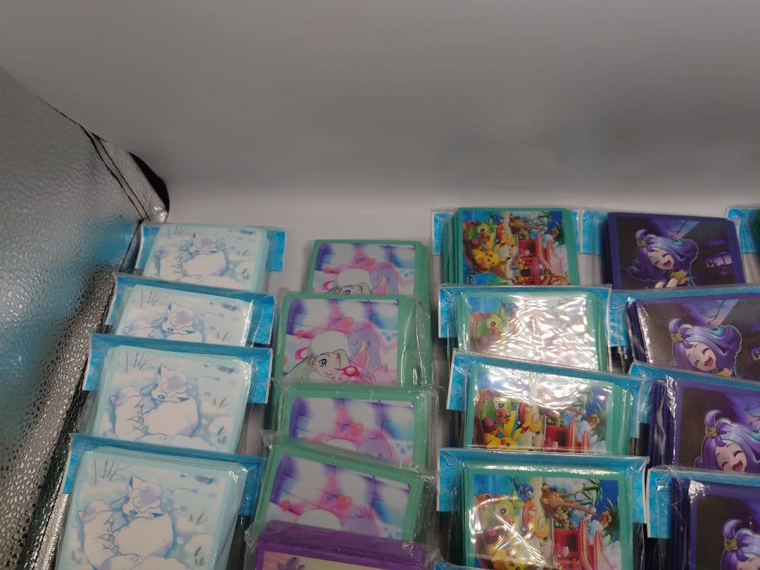 全て未開封　デッキシールド　64枚、32枚入り　54個セット　スリーブ