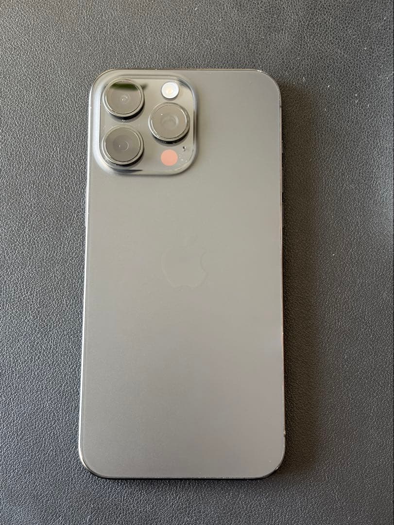 iPhone 15 Pro Max - 256GB - バッテリー81%