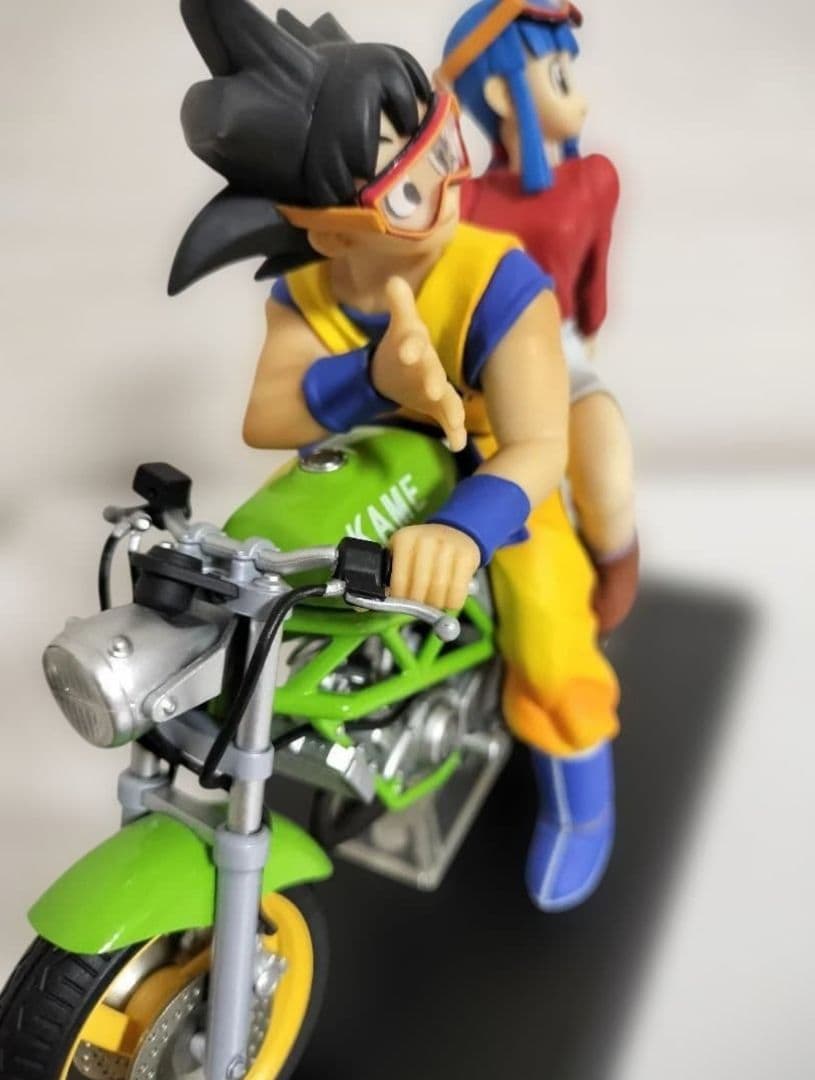 ドラゴンボール デスクトップリアルマッコイ 05 孫悟空&チチ