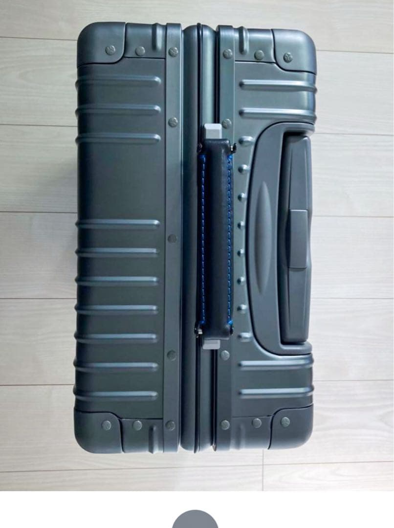 アルミ【新品】イノベーター 〈特典有り〉キャリーケース INV1811 スーツ