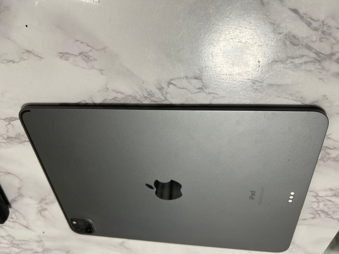 iPad Pro 11インチ　第三世代　128GB