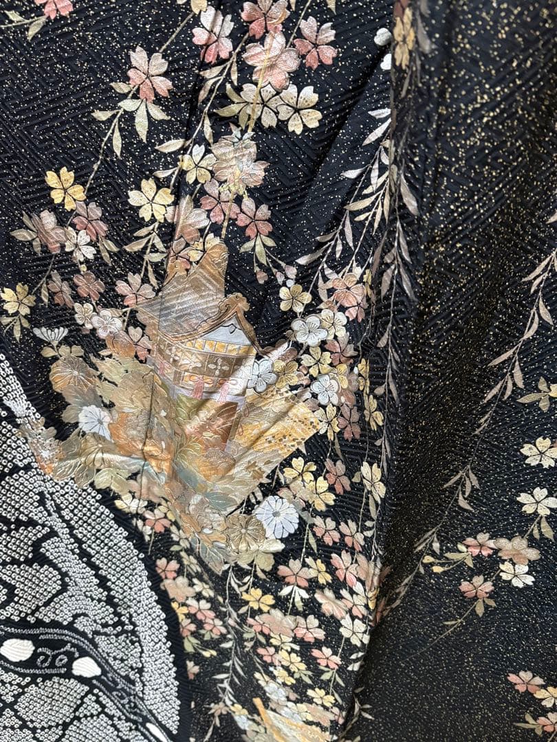 黒絞り　金箔細工　振袖　桜花図　豪華　トールサイズ　裄65.5身丈170㎝