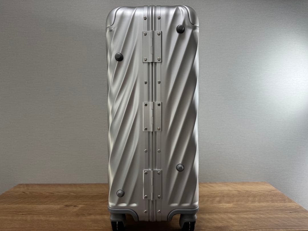 TUMI 19DEGREE ALUMINUM ショートトリップパッキングケース