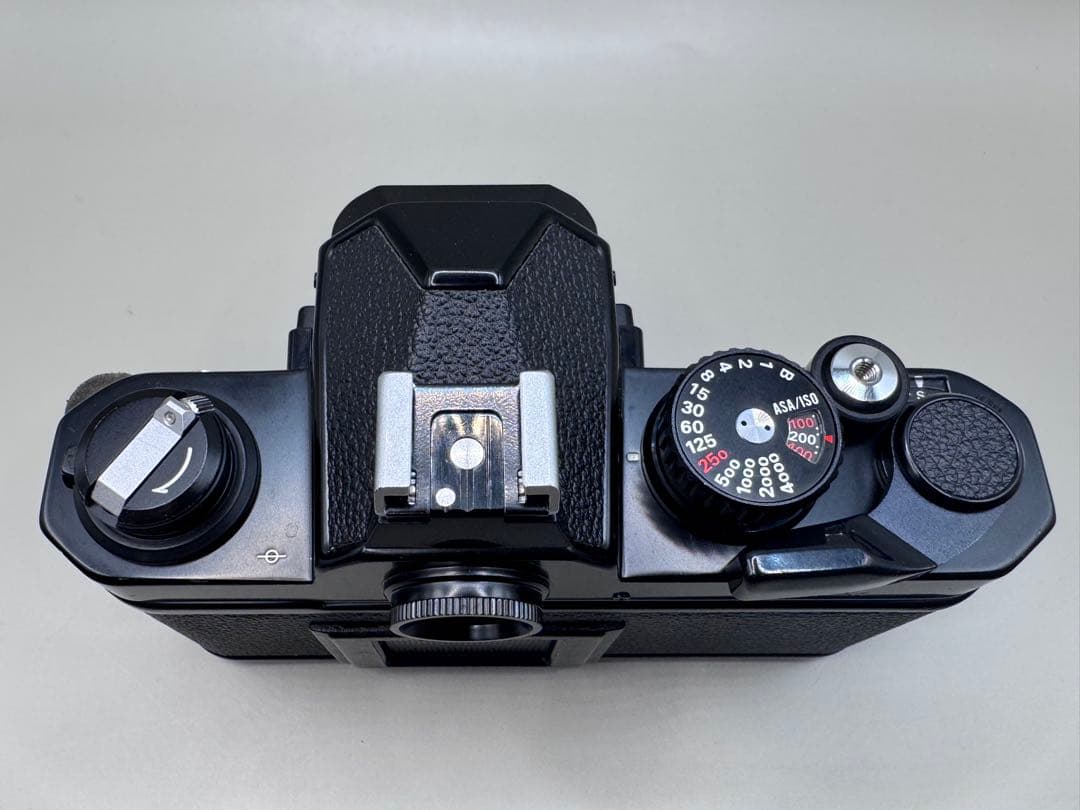 【美品】 Nikon NEW FM2 / ZOOM NIKKOR 35-105