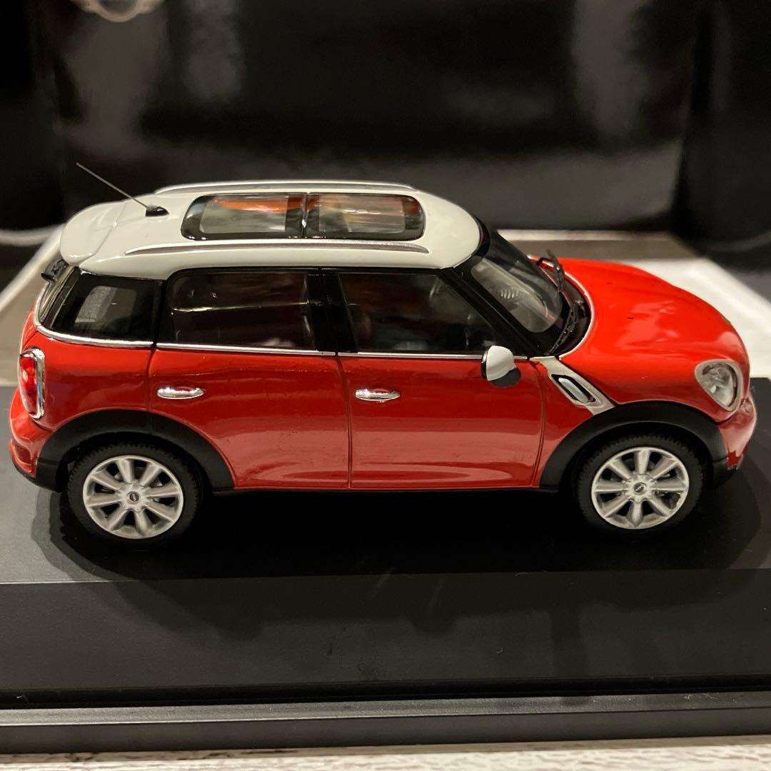 1/43 MINI ミニクロスオーバー クーパーS ミニカー レッド×ホワイト