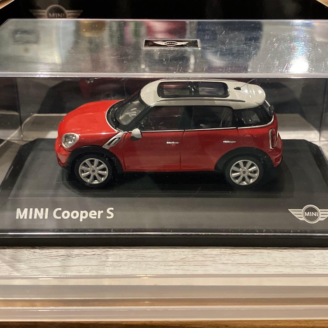 1/43 MINI ミニクロスオーバー クーパーS ミニカー レッド×ホワイト