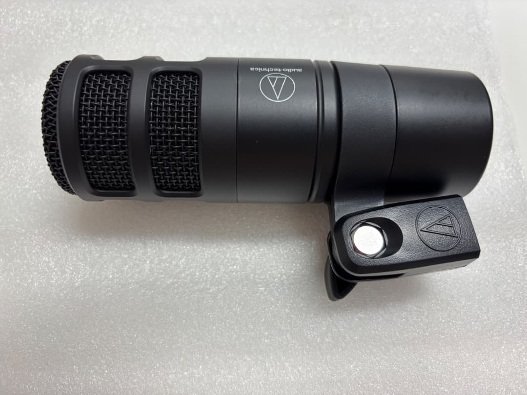 オーディオテクニカ AT2040 ダイナミックマイク 超単一指向性マイク