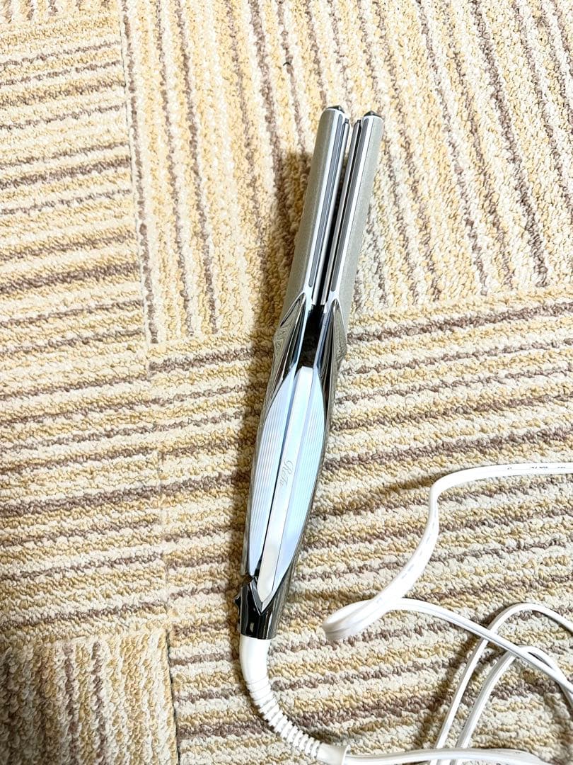 ReFa ストレートアイロン PRO 幅広カーボンレイヤープレート