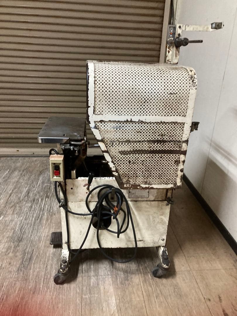 ＴＯＭ 自動紐掛機　瓶の掛紙