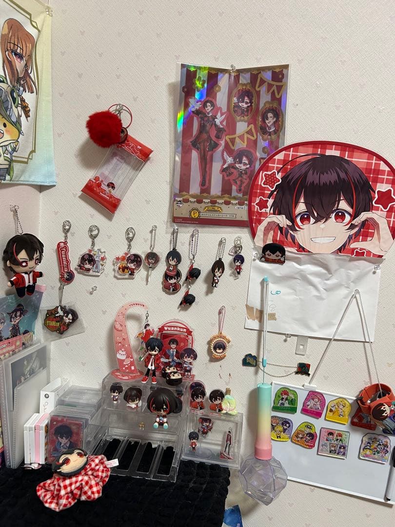 カラフルピーチグッズ