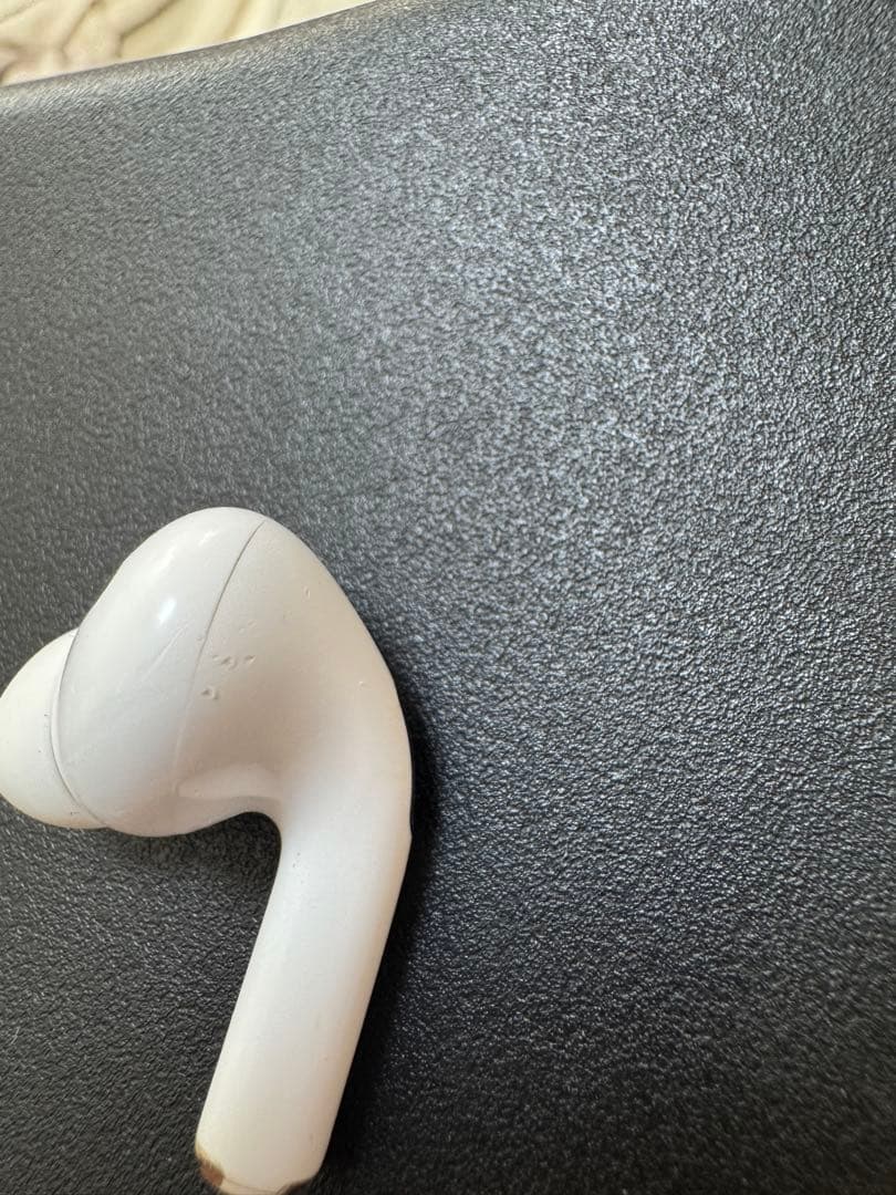 Airpods pro 第2世代　Lightningケース