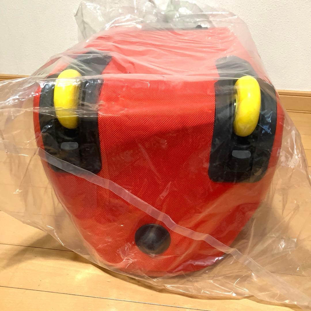 新品未使用　Ferrari フェラーリ　キャリーケース　シェルケース　自立式