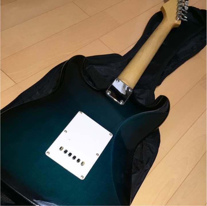 エレキギター  /ブルーブラック カバー＋ピック