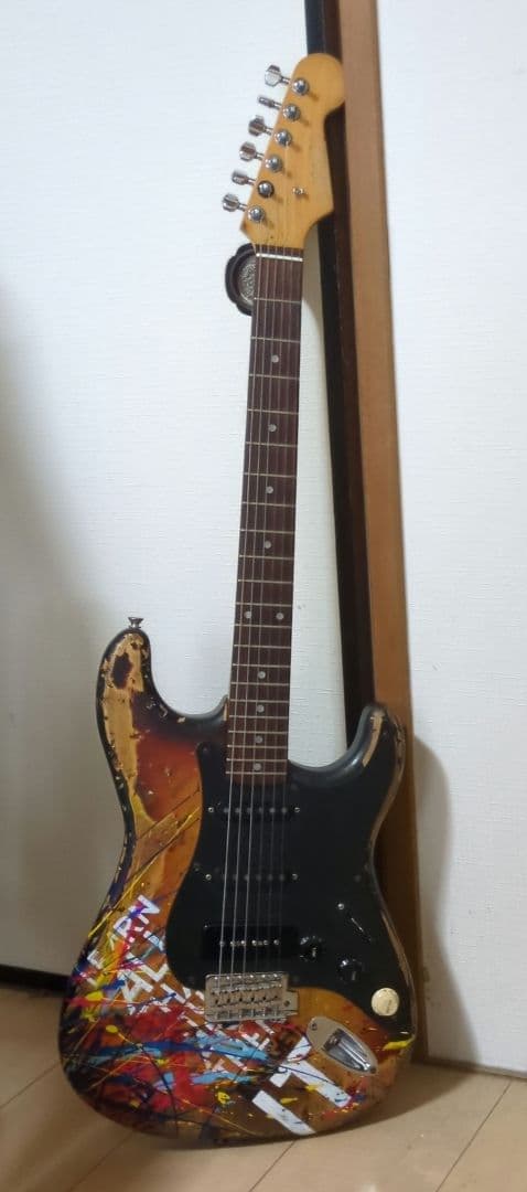 レリック アートデザイン エレキギター