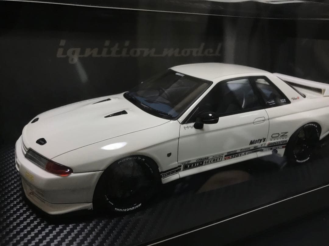 イグニッションモデル 1/18 トップシークレット GTR VR32 ホワイト