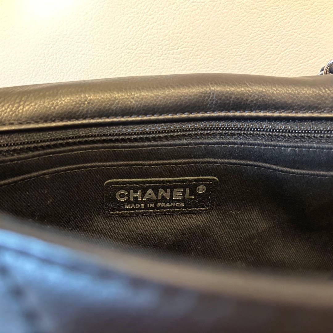 【美品】CHANEL シャネル　ショルダーバッグ カーフ　ブラック