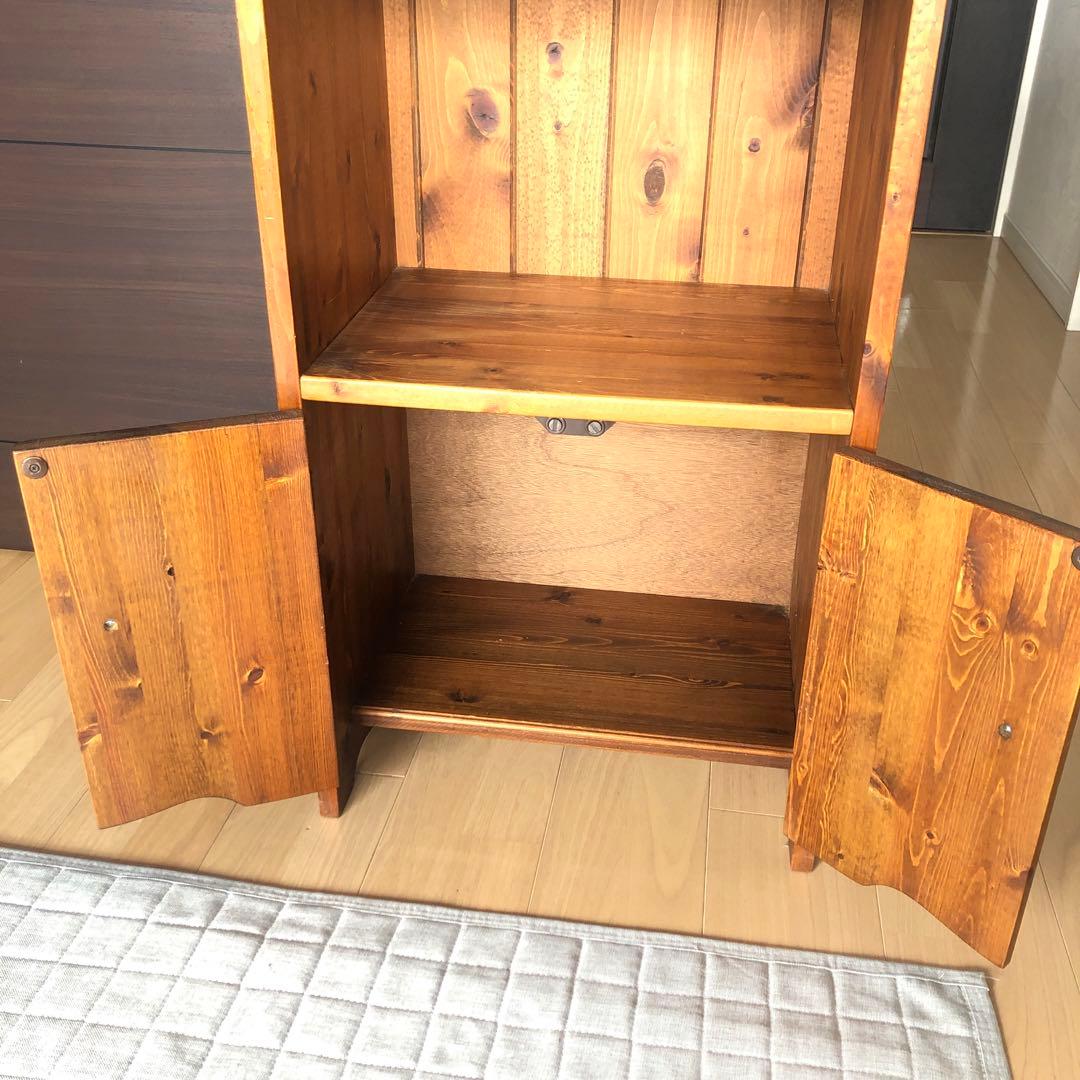 カントリー家具　木製ハート型シェルフ 収納付き