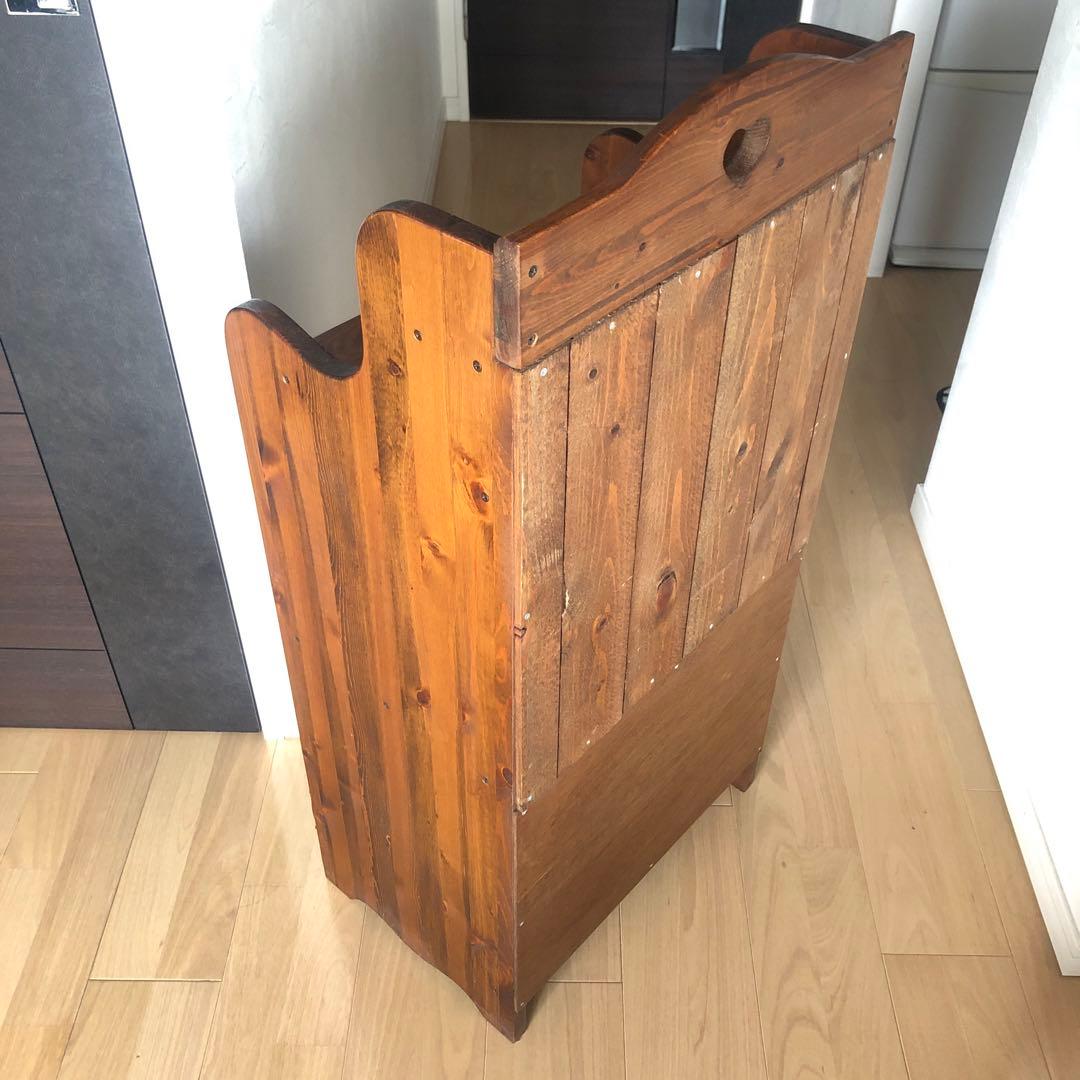 カントリー家具　木製ハート型シェルフ 収納付き