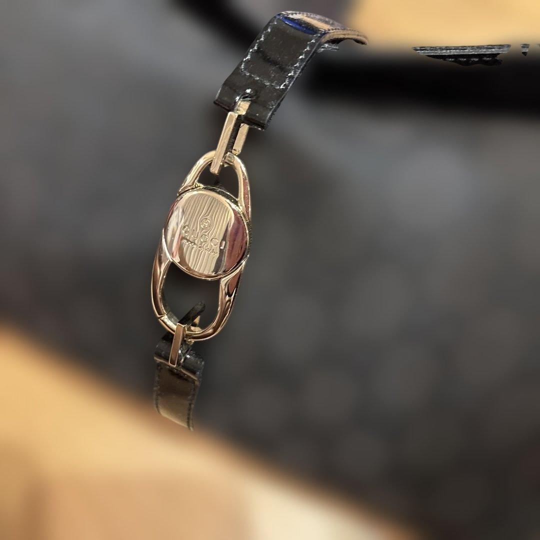 GUCCI グッチ　ショルダーバッグ　エナメル