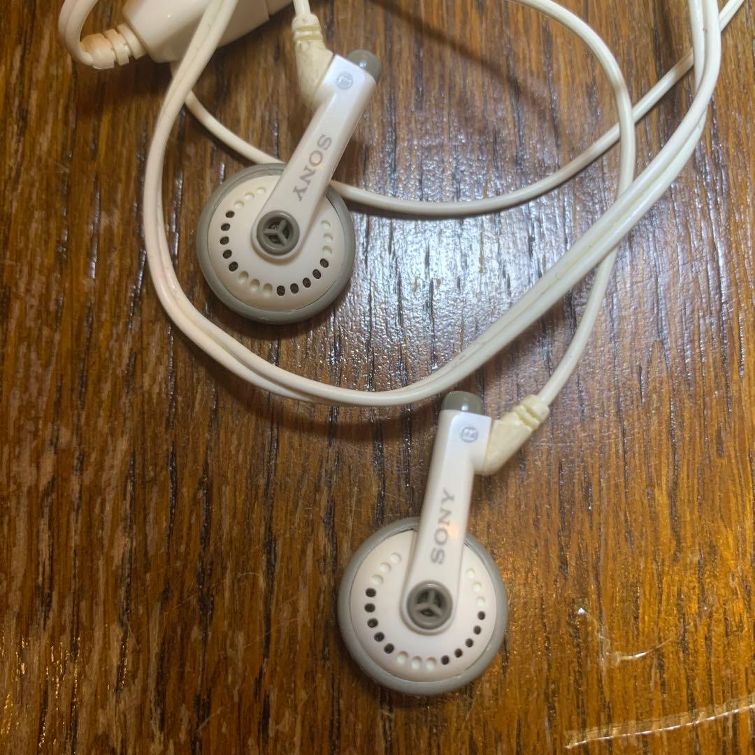 SONY クリップラジオ　伊藤桂司氏のイラスト　J-WAVE 81.3MHz