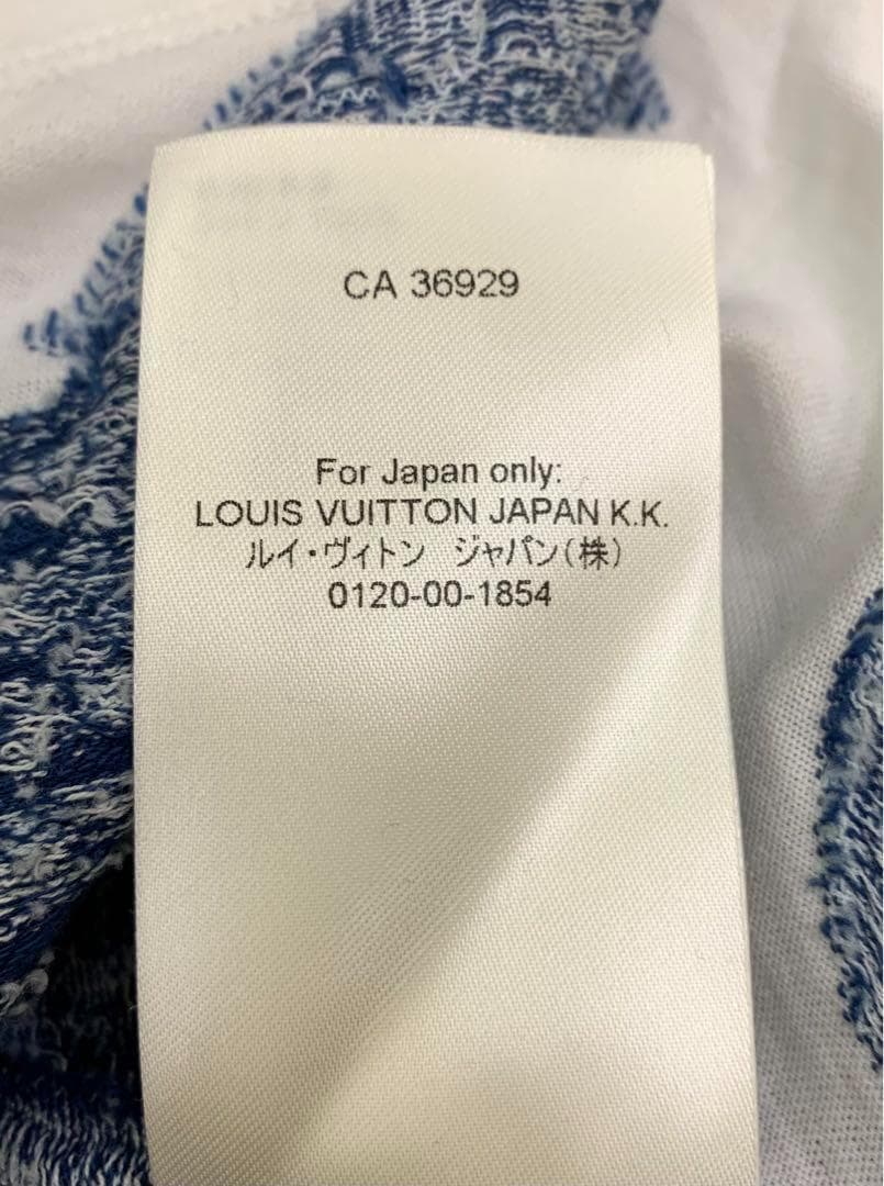 LOUIS VUITTON　グラフィックモノグラムTシャツ　Lサイズ　⭐︎