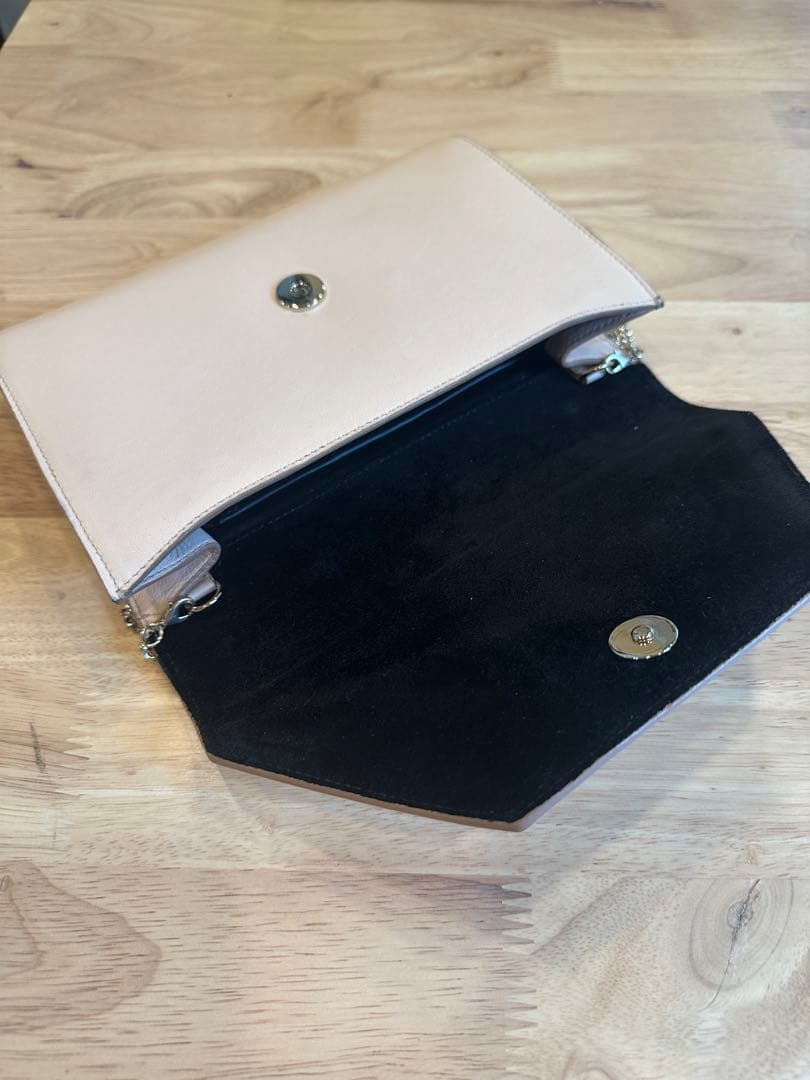 ★新品未使用★MaxMara ピンクベージュ クラッチバッグ　定価¥48,400