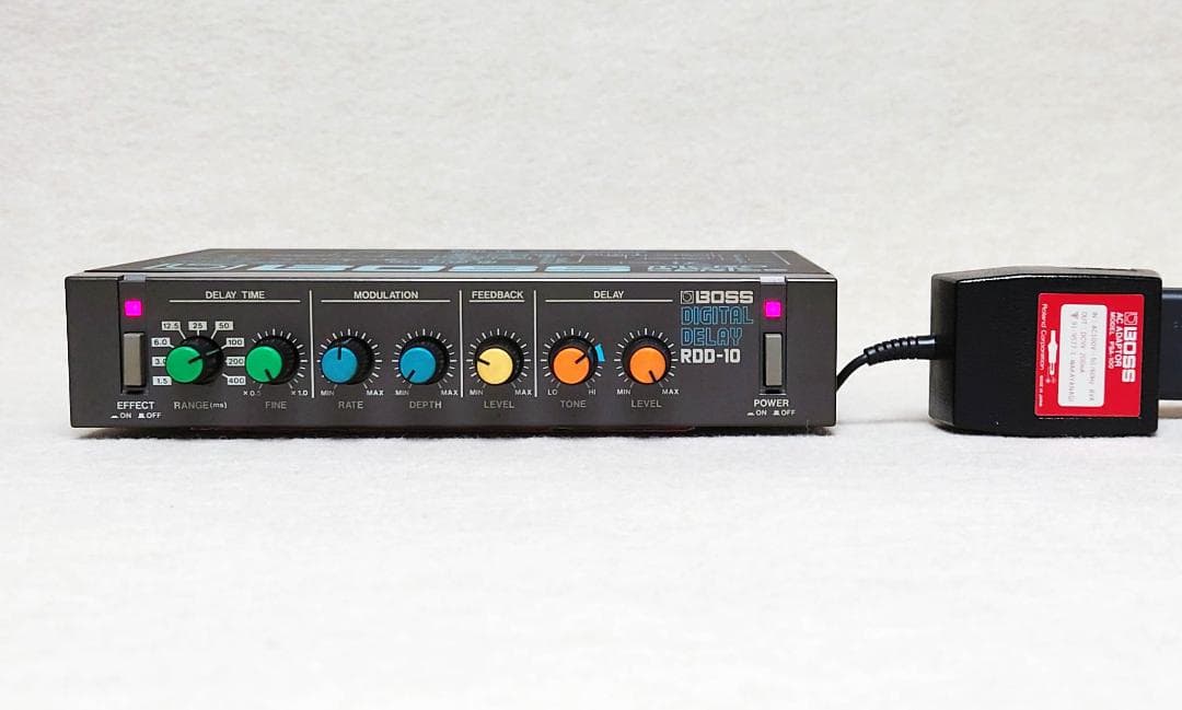 BOSS RDD-10 ディレイ・モジュレーションエフェクター