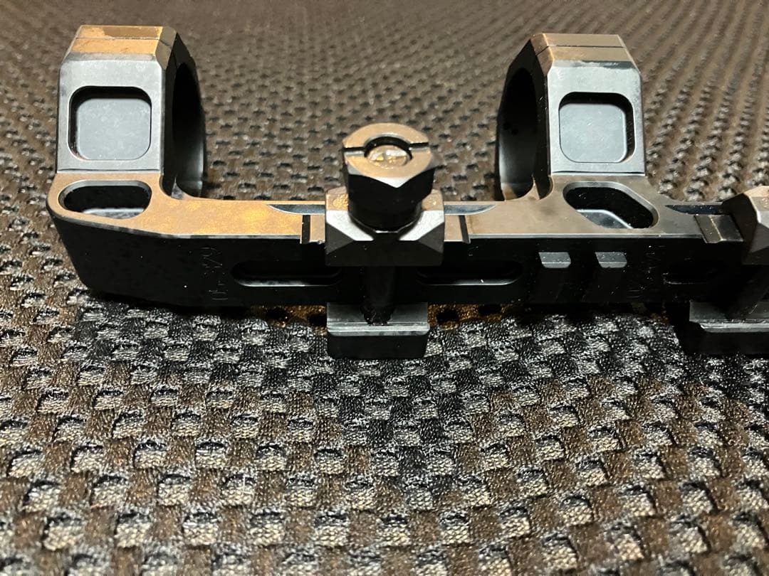 ガイズリー　スコープマウント実物　vortex razor1-6