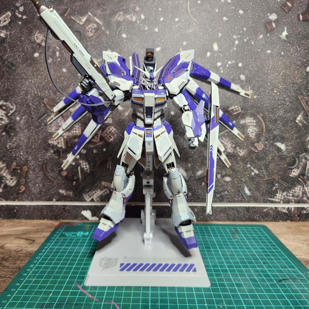 LBUILD 　Hi-νガンダム＆ハイパーメガバズーカランチャー