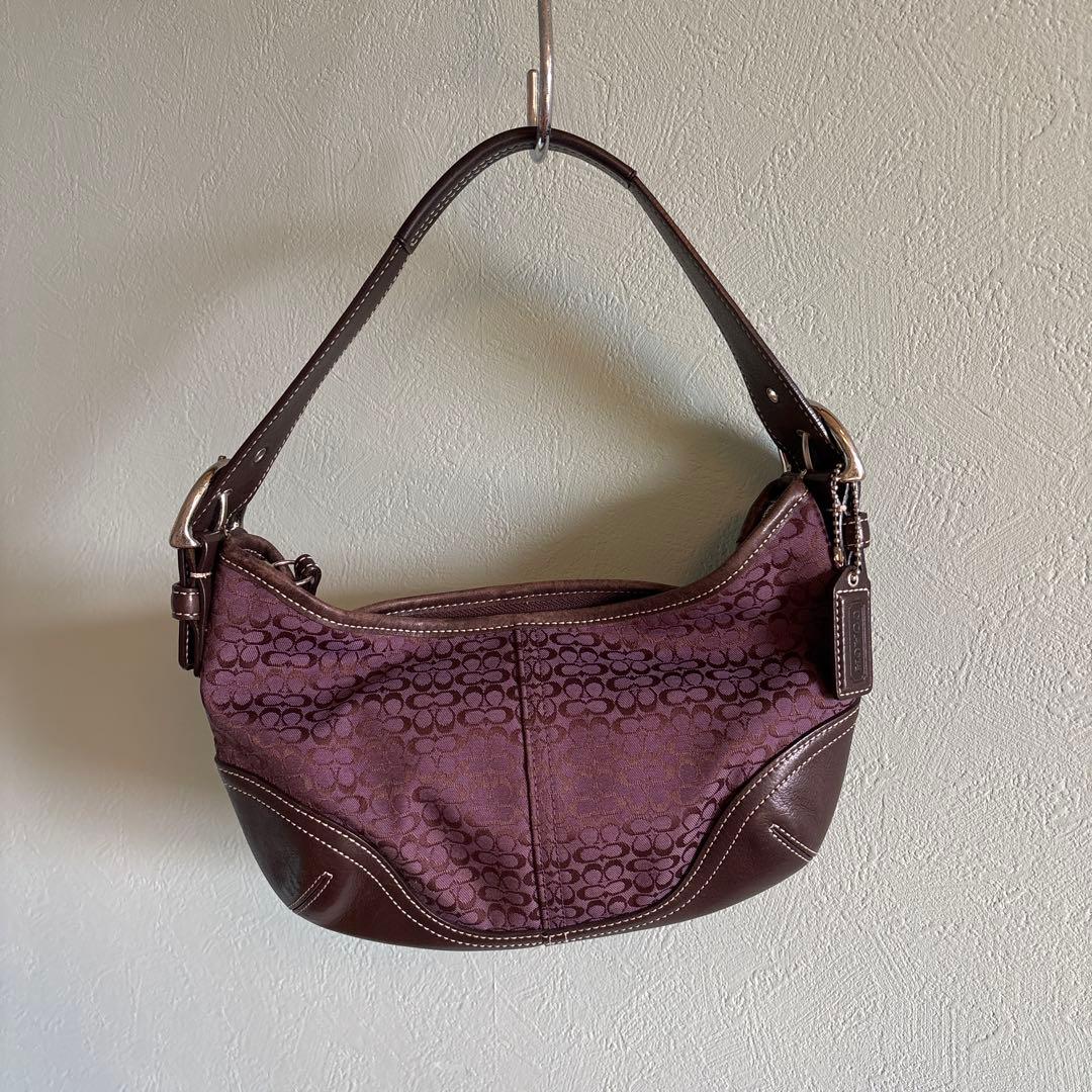 1/12まで限定価格！コーチショルダーバッグハンドルバック　パープルシグネチャー