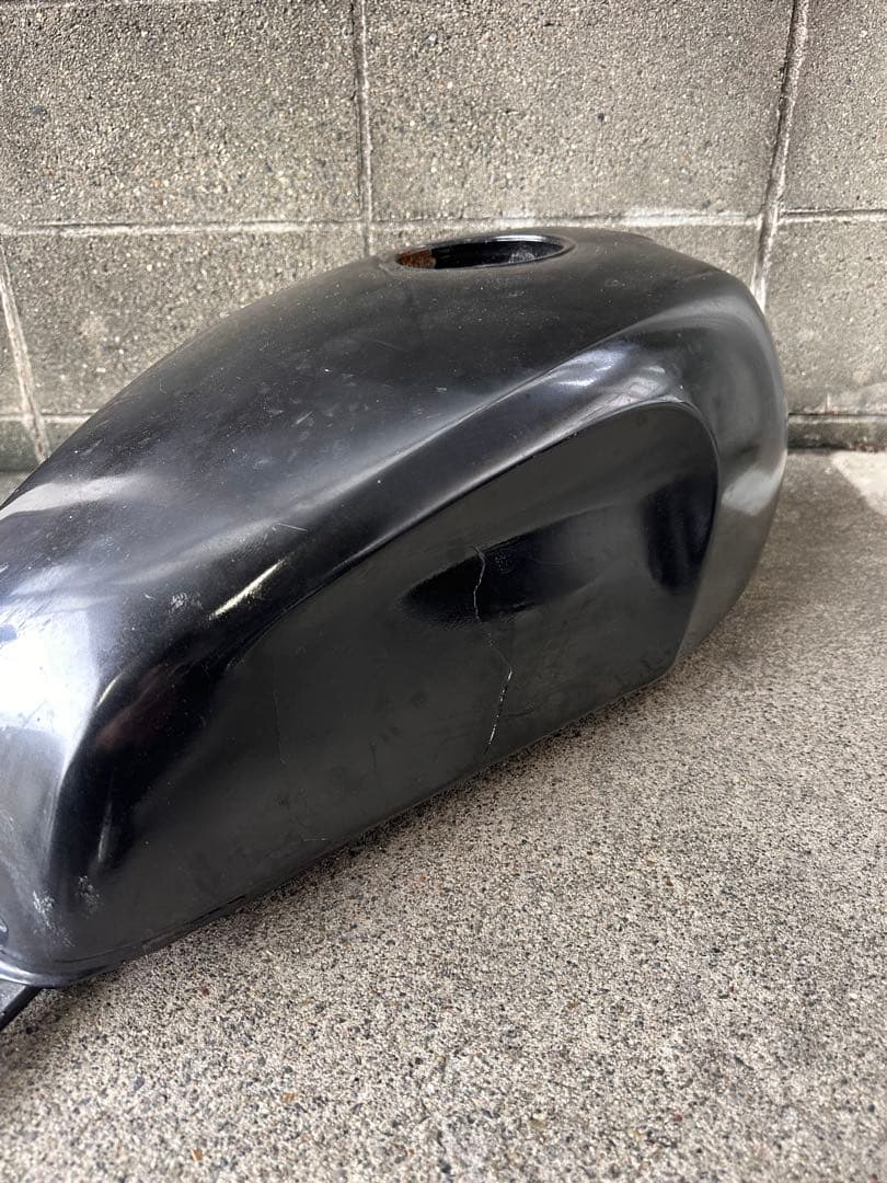 YAMAHA xjr400 4hm 前期　タンク　送料無料　即日配送