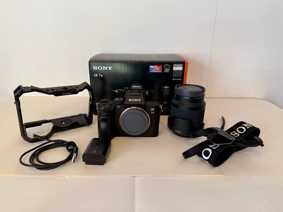 SONY α7 III ミラーレスカメラ 本体