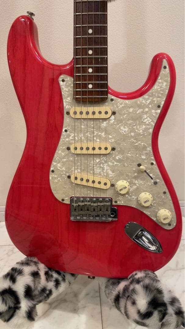 ギター Fender Japan ST62 ASH MH RW Trans Pink