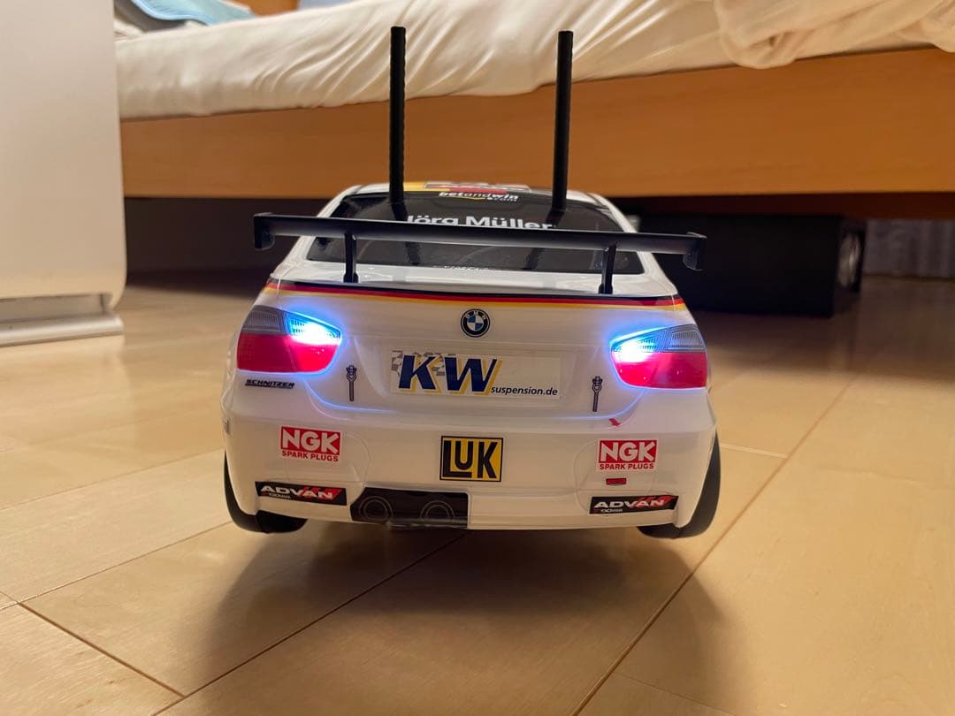 未走行　作成済み　タミヤ　BMW 320si ライトユニット組み込み