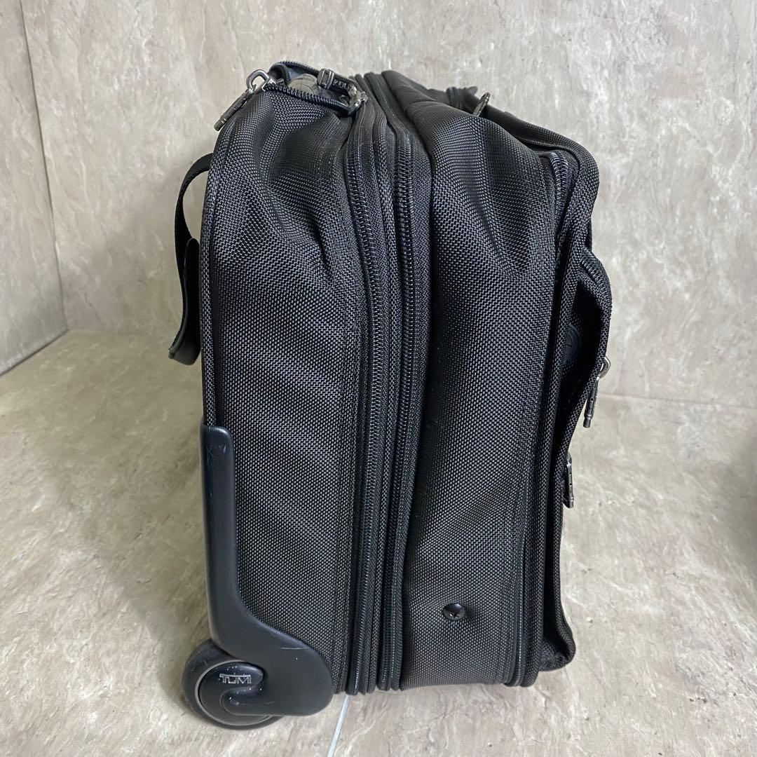 極美品 廃盤モデル TUMI G4.4 26103D4 コンピューターケース付